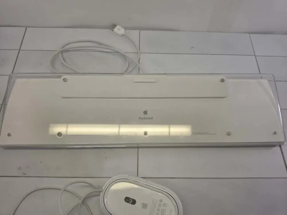Apple wired mouse